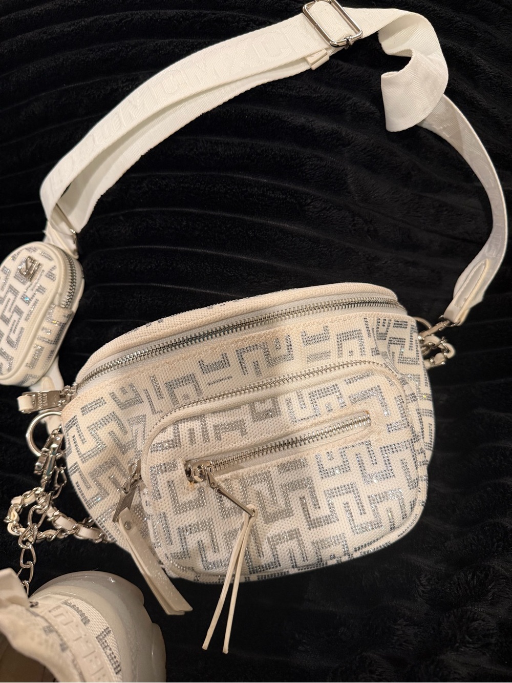 BMAXIMAS White Silver Crossbody Bag | Crossbody Bag & Lace-Up Sneakers SET - Picture 3 of 12